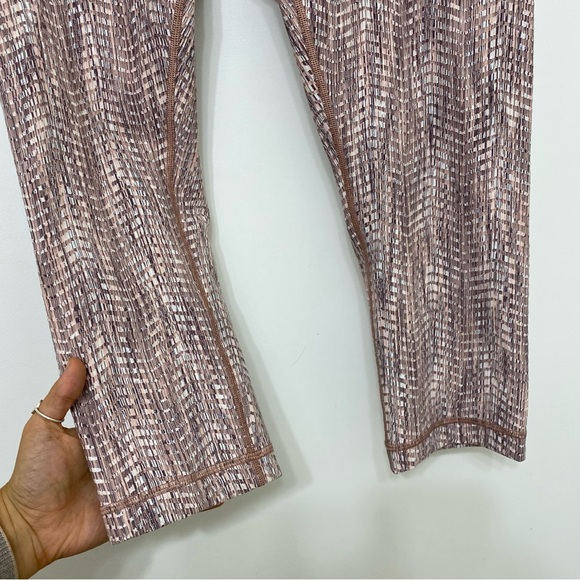 Lululemon Wunder Under Crop - High Rise - Picture 8 of 14